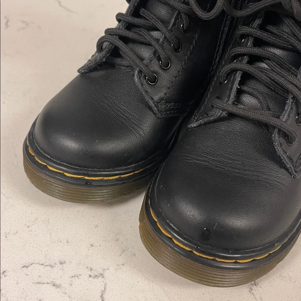 DR MARTEN TODDLER 1460 T SOFTY T LEATHER LACE UP BOOTS Size 7